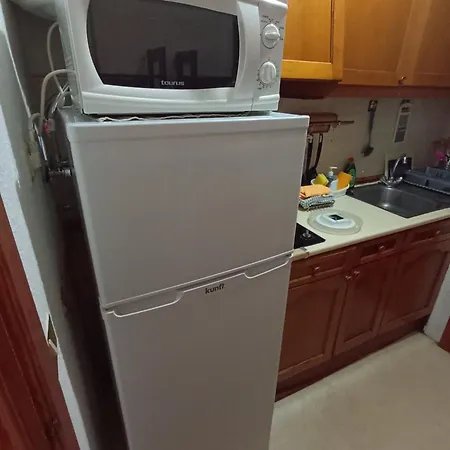 Happy Place - 1 Double Bedroom Apartment Los Cristianos (Tenerife)